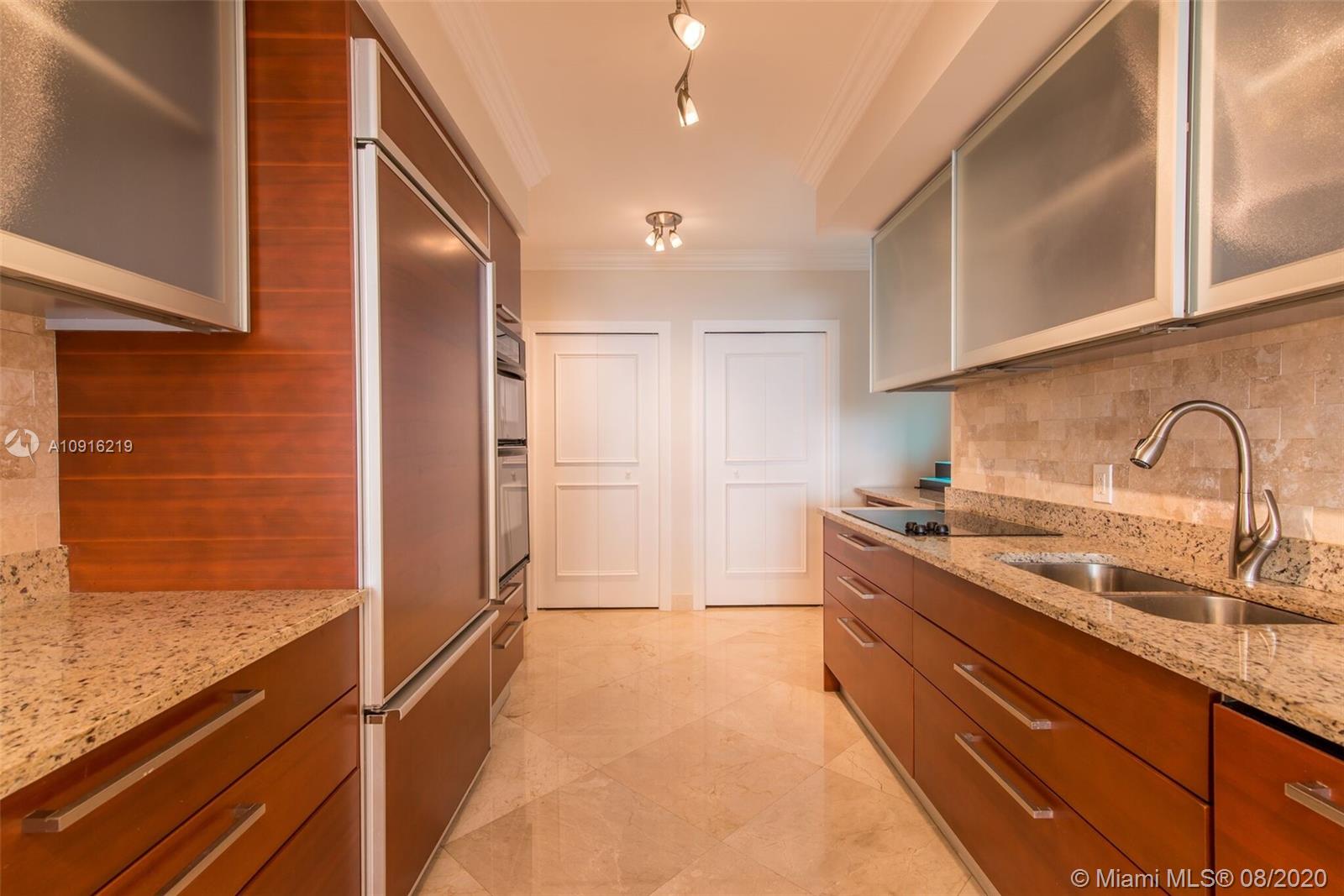 Ver detalles 2202 3 / 3 1841 sq. ft. $ 2020-08-24 0 foto