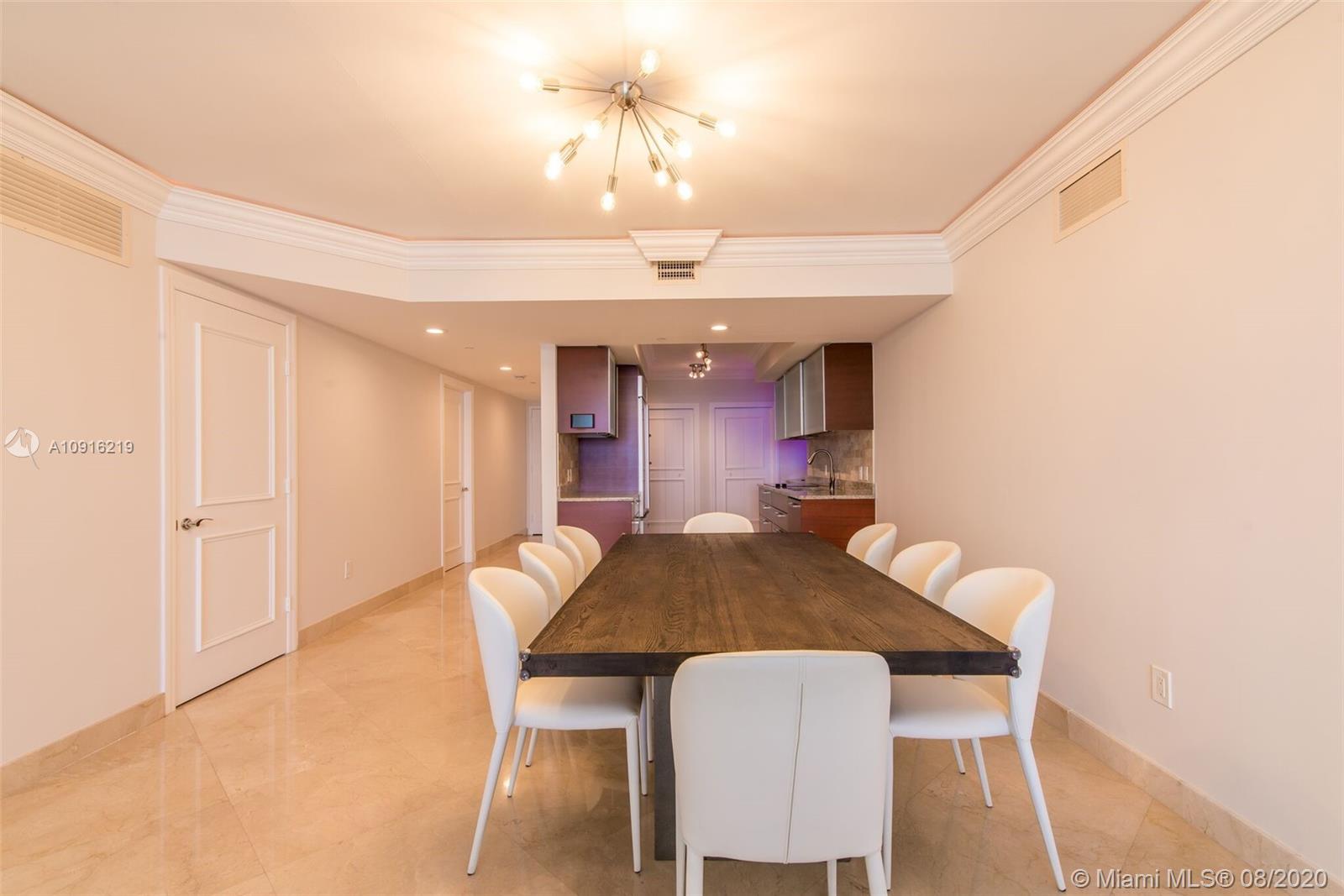 Ver detalles 2202 3 / 3 1841 sq. ft. $ 2020-08-24 0 foto