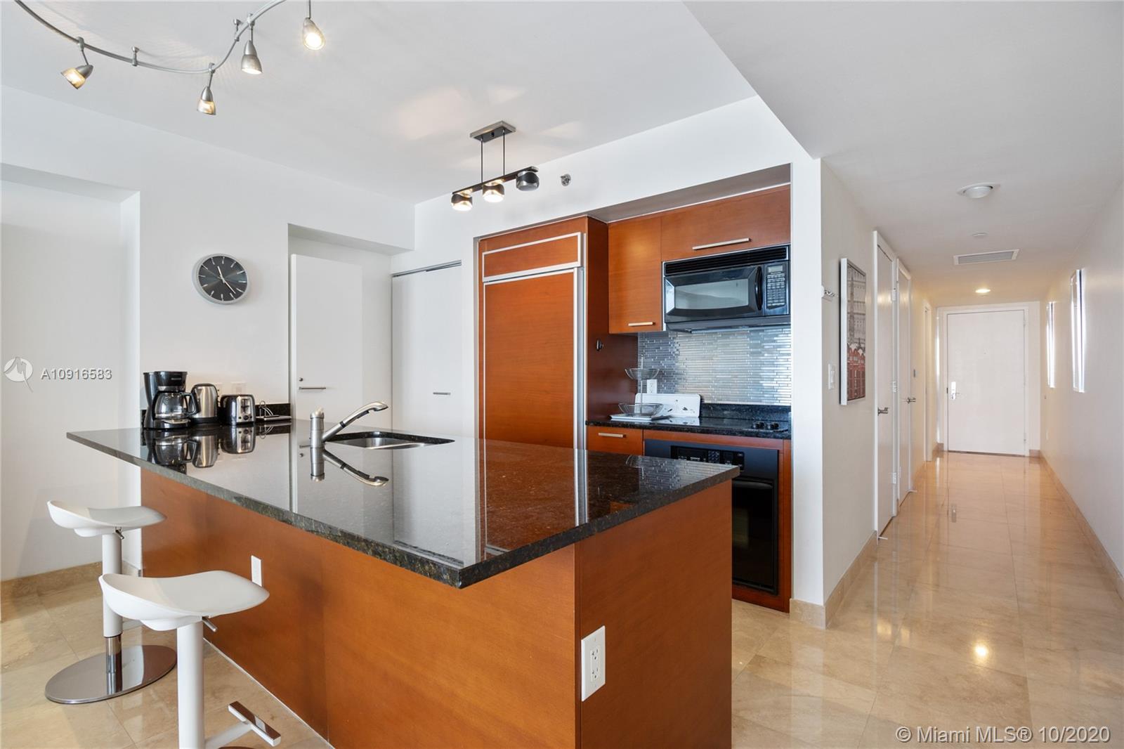 See details 1612 1 / 1 844 sq. ft. $ 2020-08-25 0 Photo