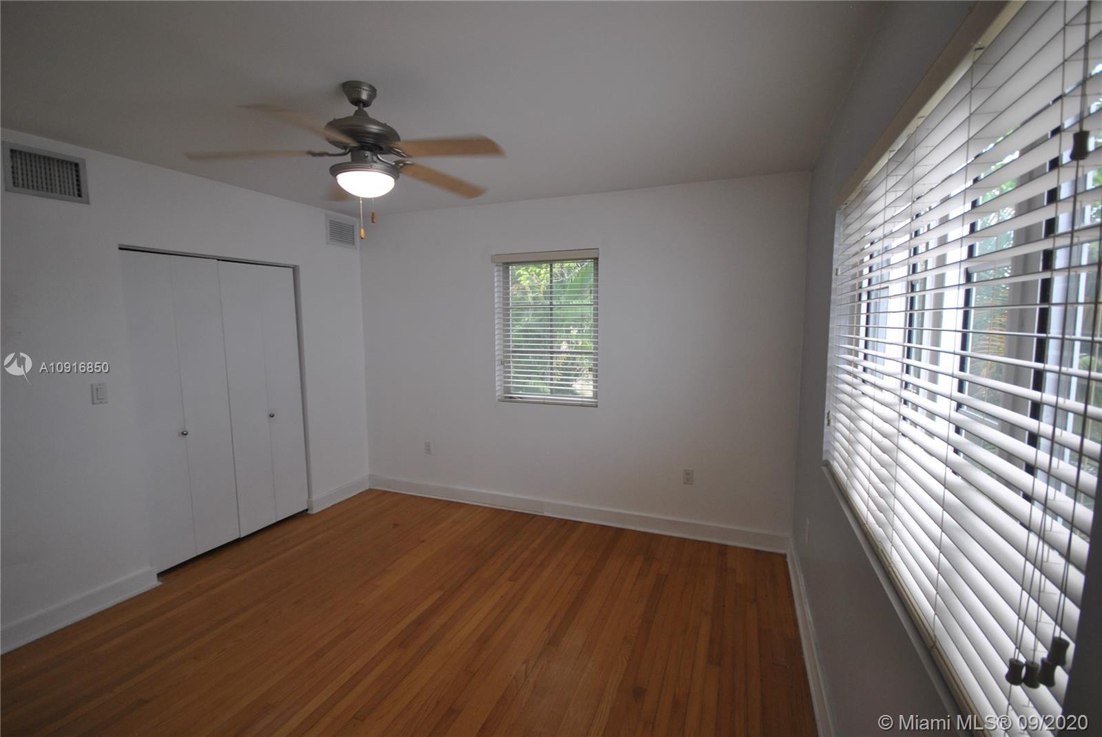 See details / 8301 sq. ft. $ 2020-08-25 0 Photo