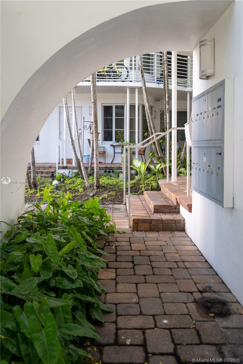 See details / sq. ft. $ 2020-08-25 0 Photo