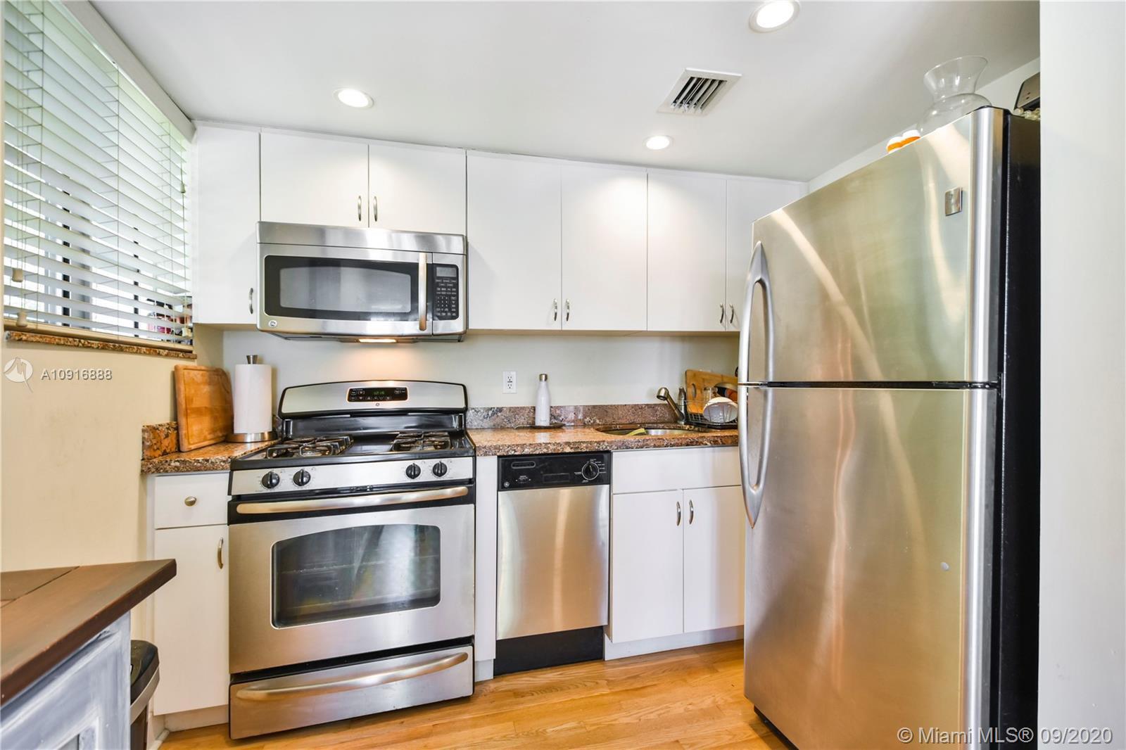 See details / sq. ft. $ 2020-08-25 0 Photo