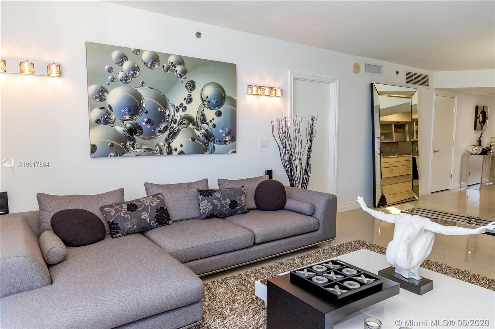 See details 2802 3 / 3 1841 sq. ft. $ 2020-08-27 0 Photo