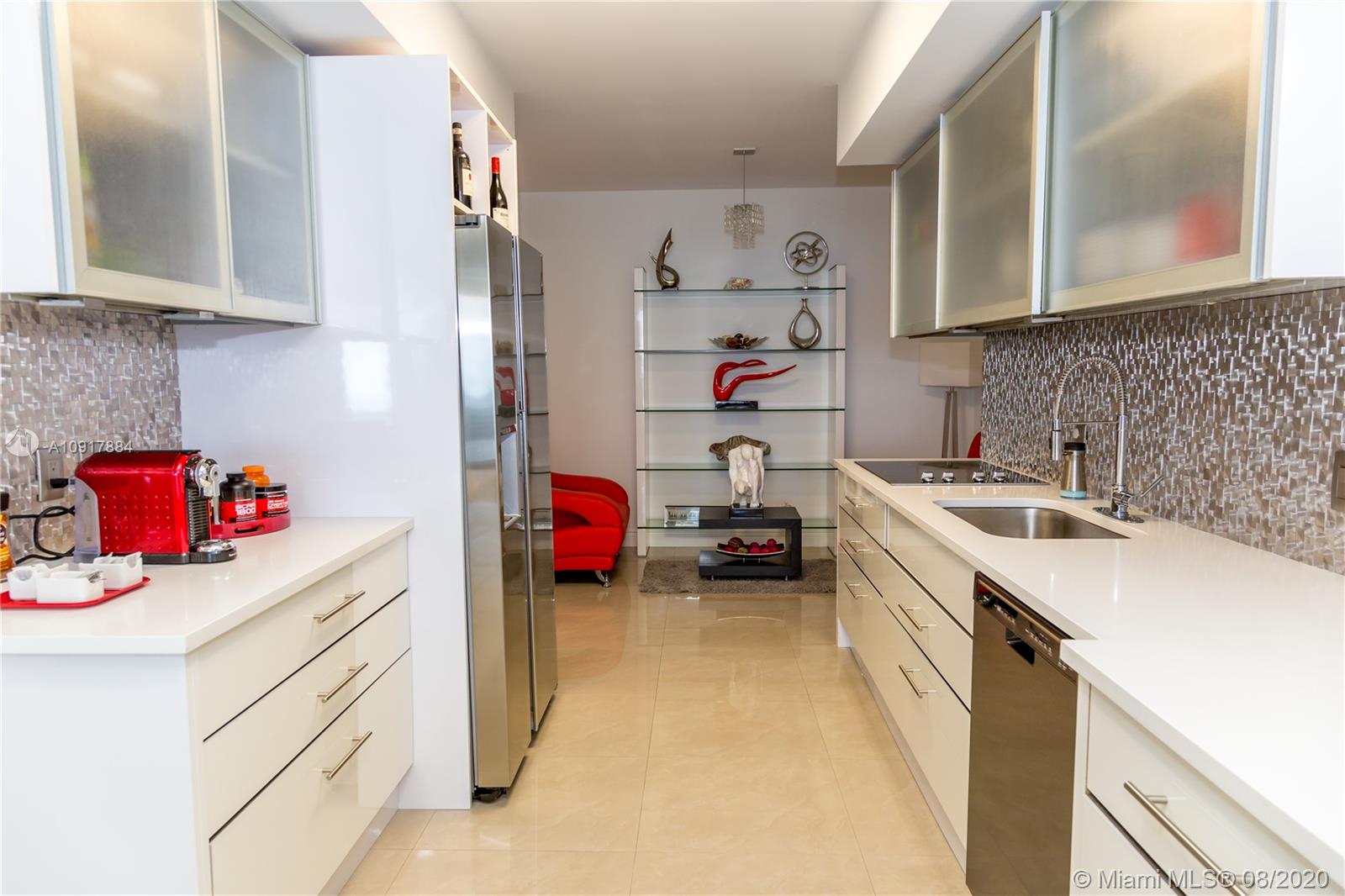 See details 2802 3 / 3 1841 sq. ft. $ 2020-08-27 0 Photo