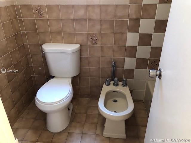See details / 1736 sq. ft. $ 2020-10-09 0 Photo