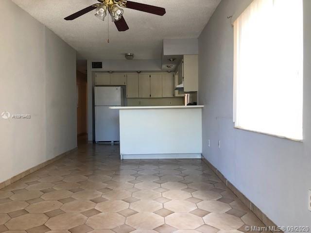See details / 1736 sq. ft. $ 2020-10-09 0 Photo