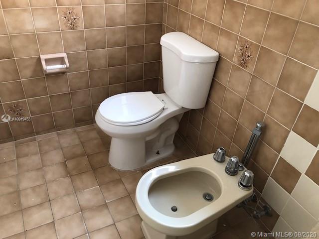 See details / 1736 sq. ft. $ 2020-10-09 0 Photo