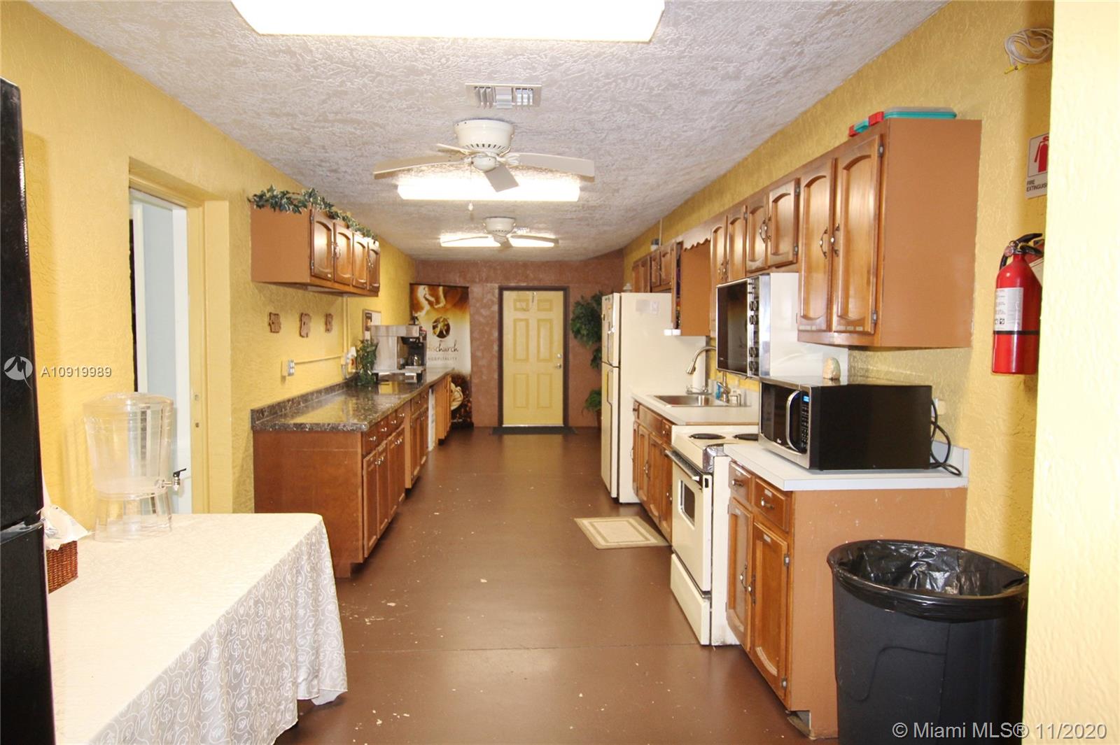 See details / sq. ft. $ 2020-09-01 0 Photo
