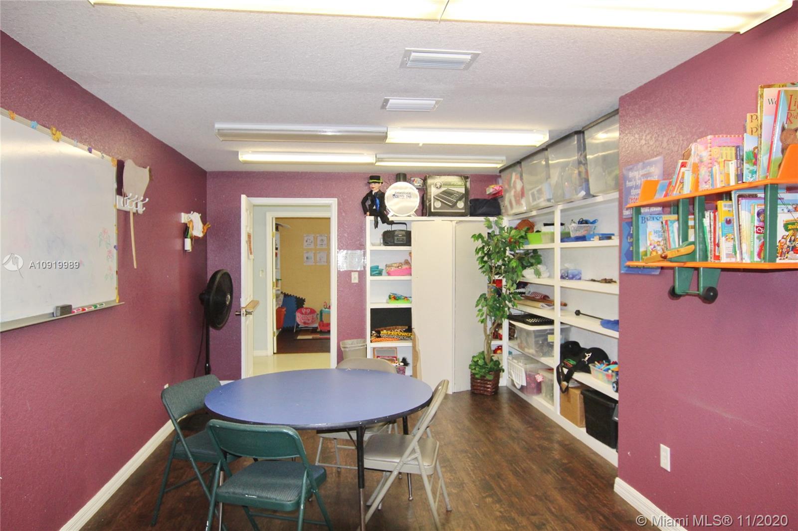 See details / sq. ft. $ 2020-09-01 0 Photo