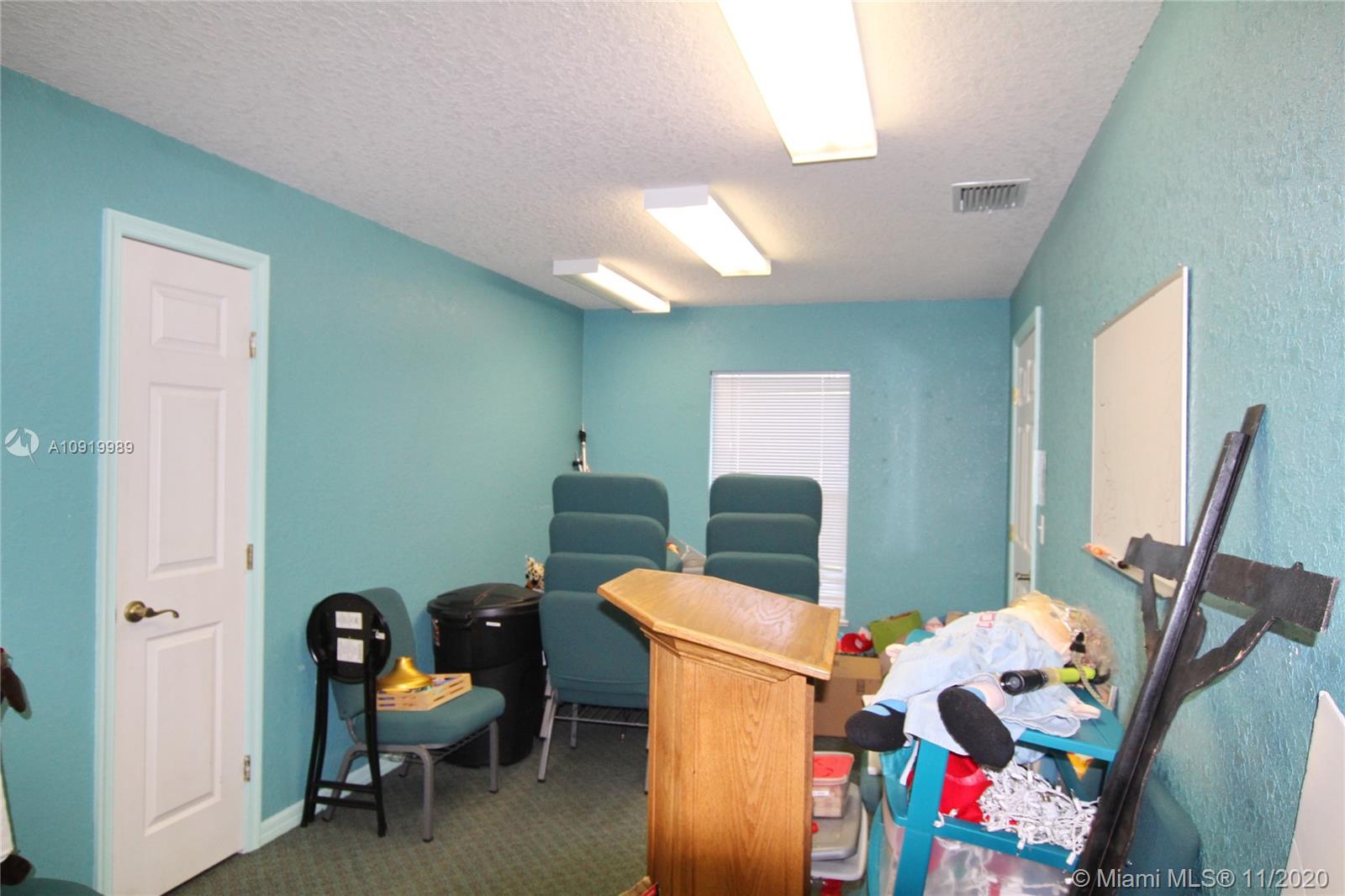 See details / sq. ft. $ 2020-09-01 0 Photo