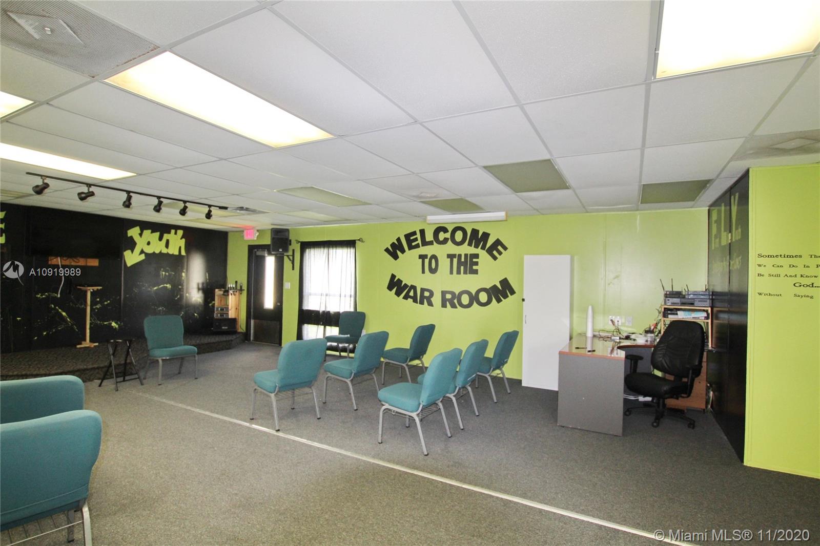 See details / sq. ft. $ 2020-09-01 0 Photo