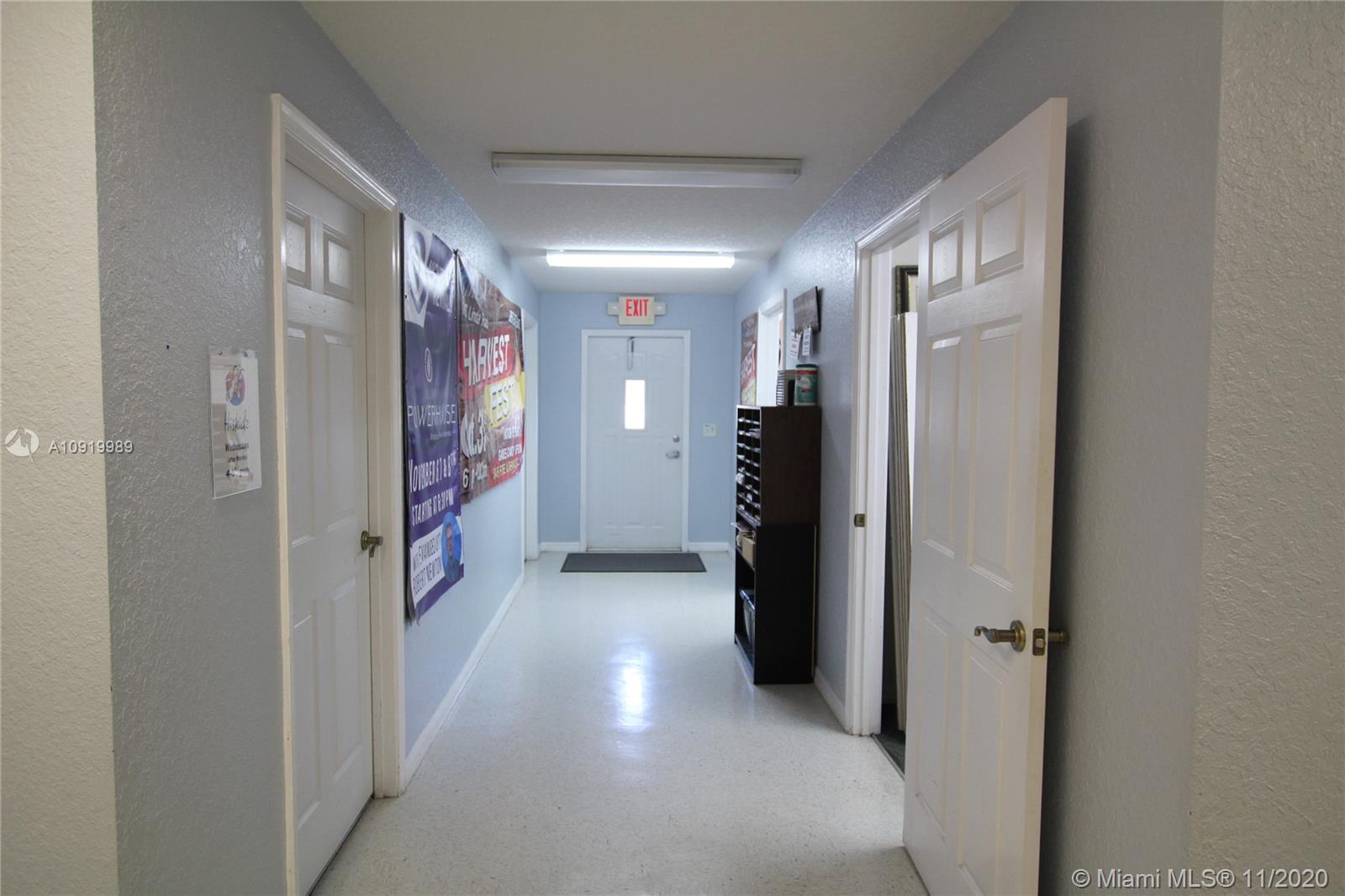 See details / sq. ft. $ 2020-09-01 0 Photo