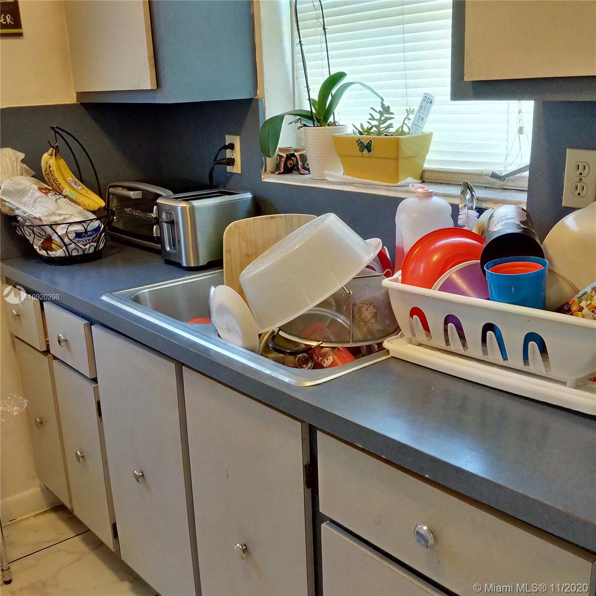 See details / 2029 sq. ft. $ 2020-10-10 0 Photo