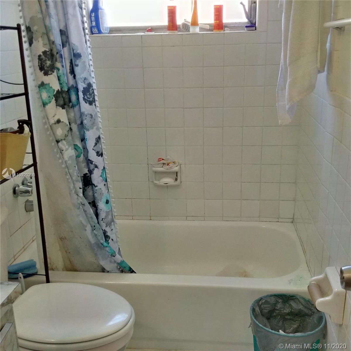 See details / 2029 sq. ft. $ 2020-10-10 0 Photo