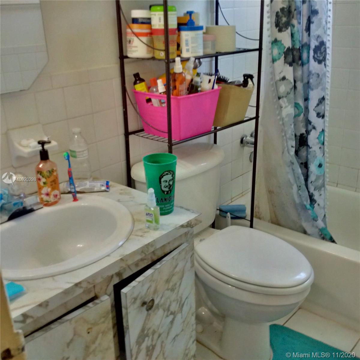 See details / 2029 sq. ft. $ 2020-10-10 0 Photo