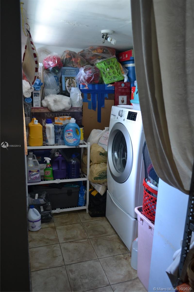See details / 1980 sq. ft. $ 2020-09-05 0 Photo
