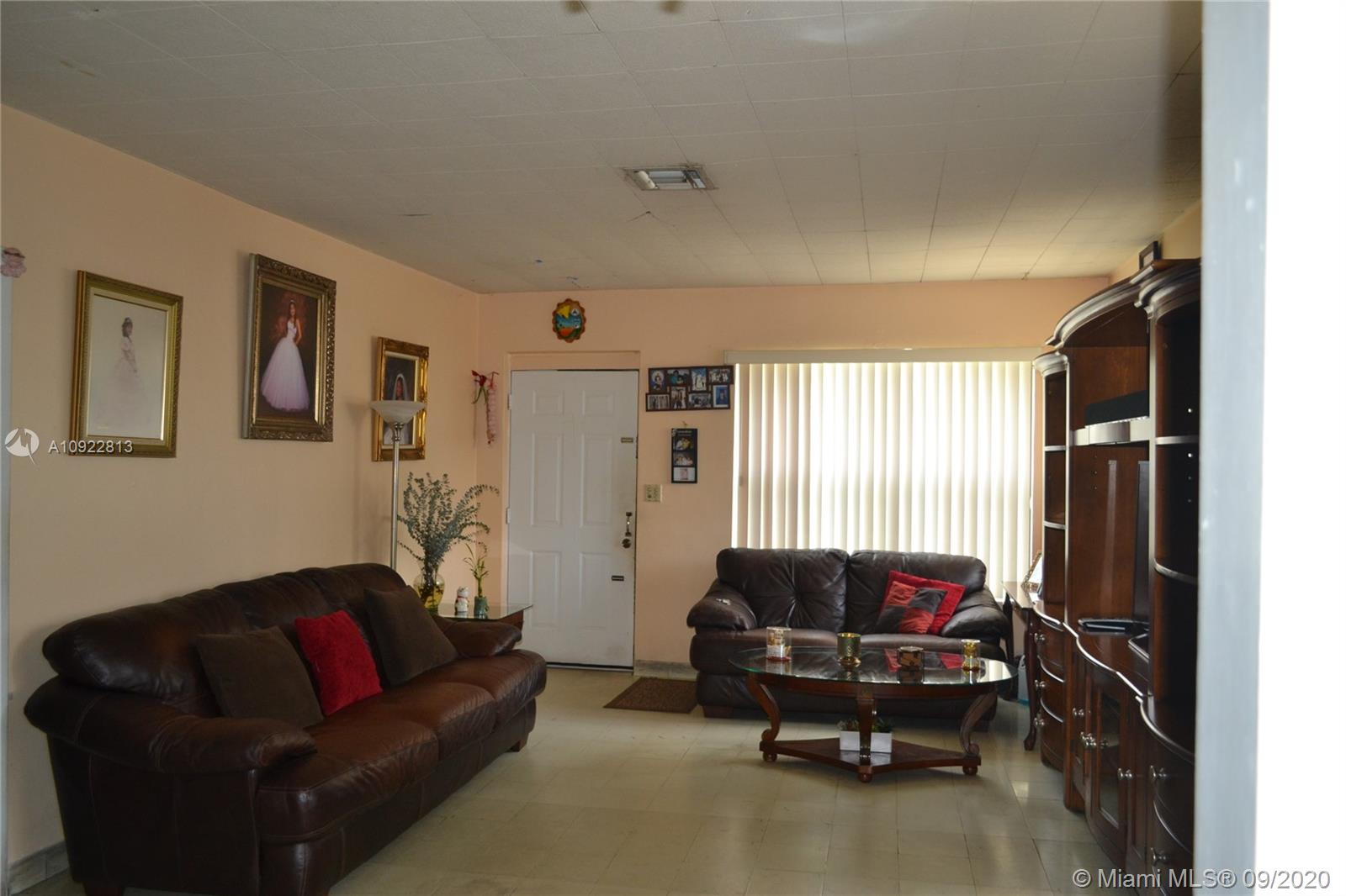 See details / 1980 sq. ft. $ 2020-09-05 0 Photo