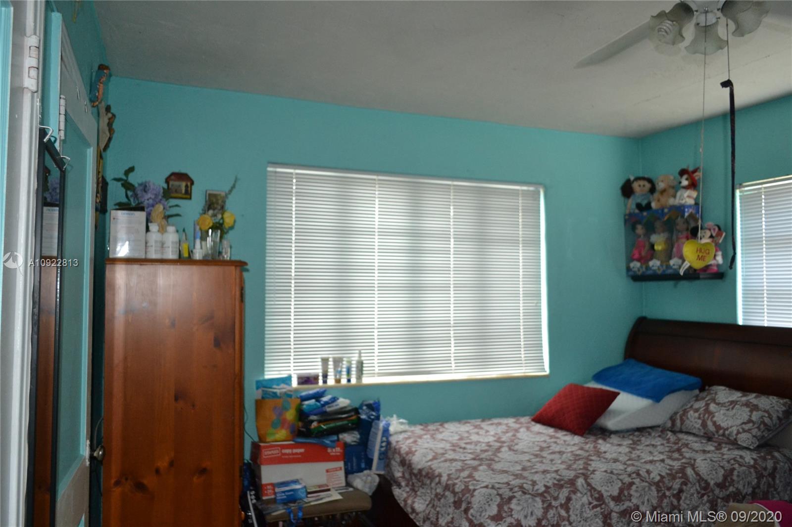 See details / 1980 sq. ft. $ 2020-09-05 0 Photo