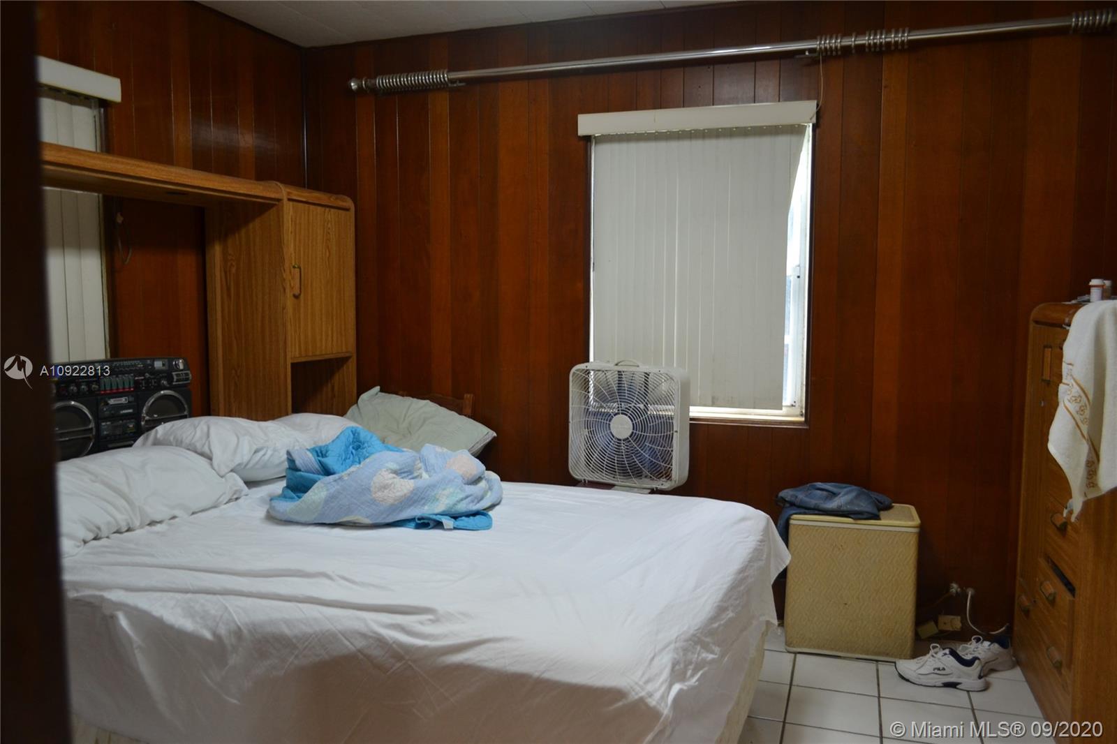 See details / 1980 sq. ft. $ 2020-09-05 0 Photo
