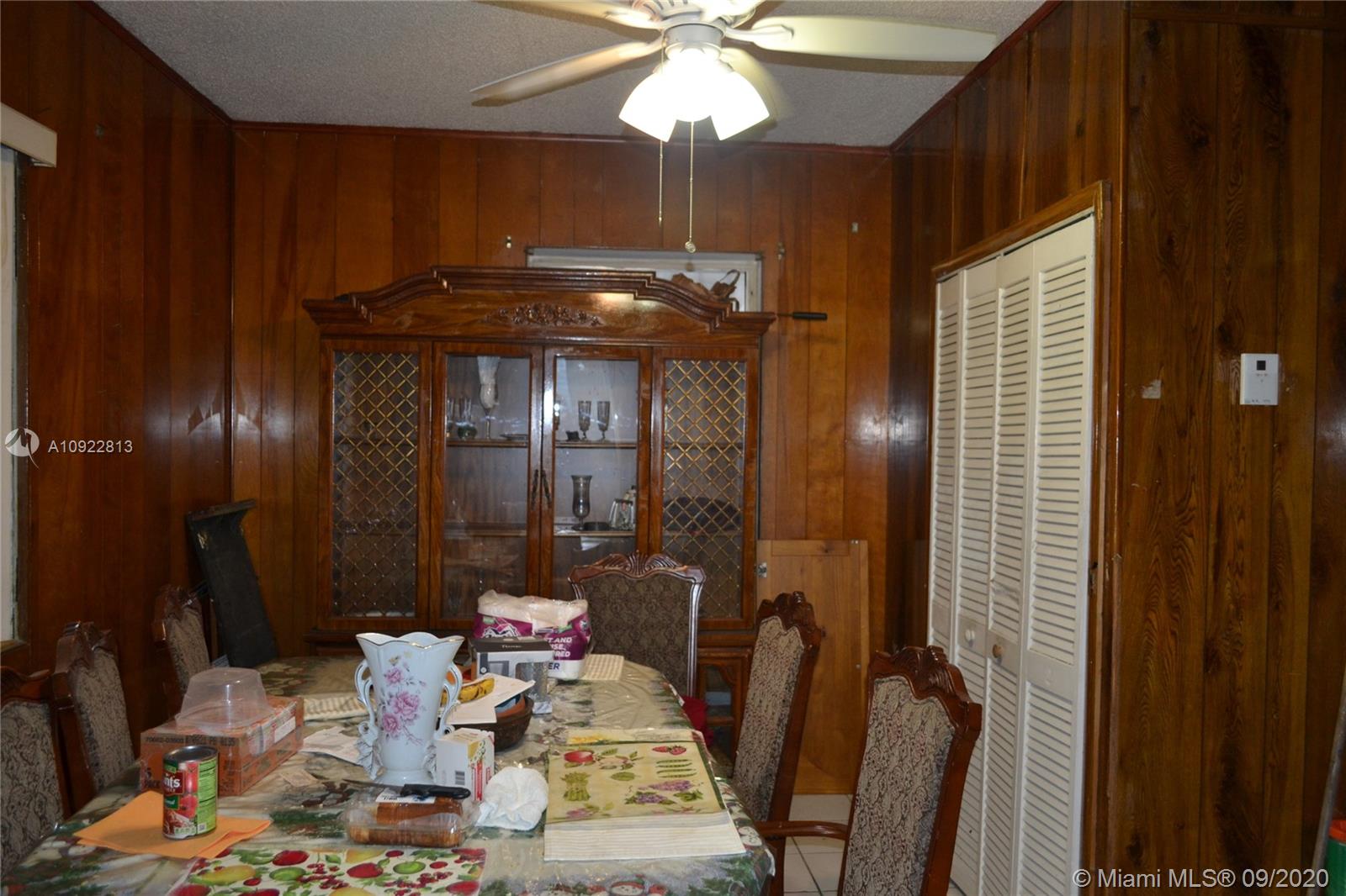 See details / 1980 sq. ft. $ 2020-09-05 0 Photo