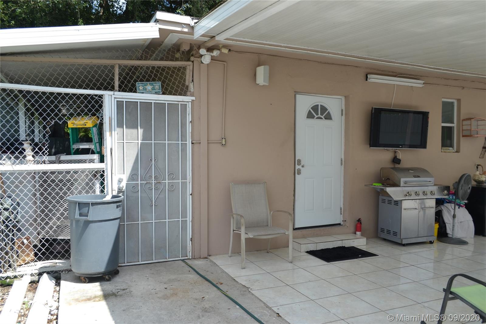 See details / 1980 sq. ft. $ 2020-09-05 0 Photo