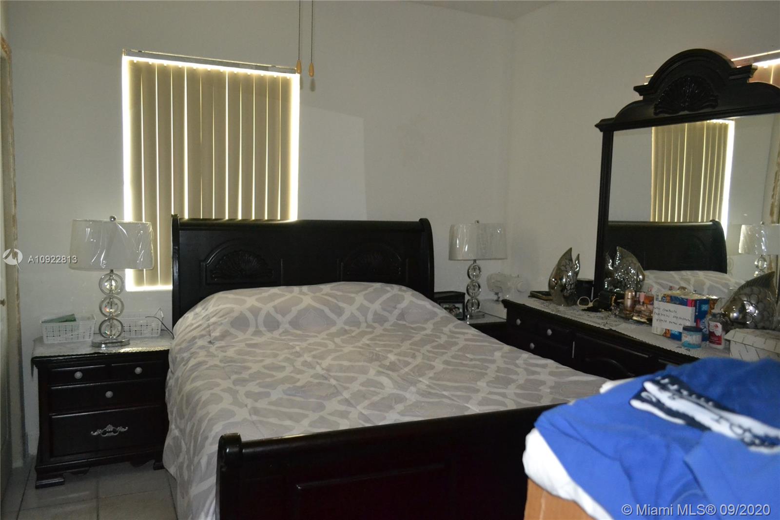 See details / 1980 sq. ft. $ 2020-09-05 0 Photo