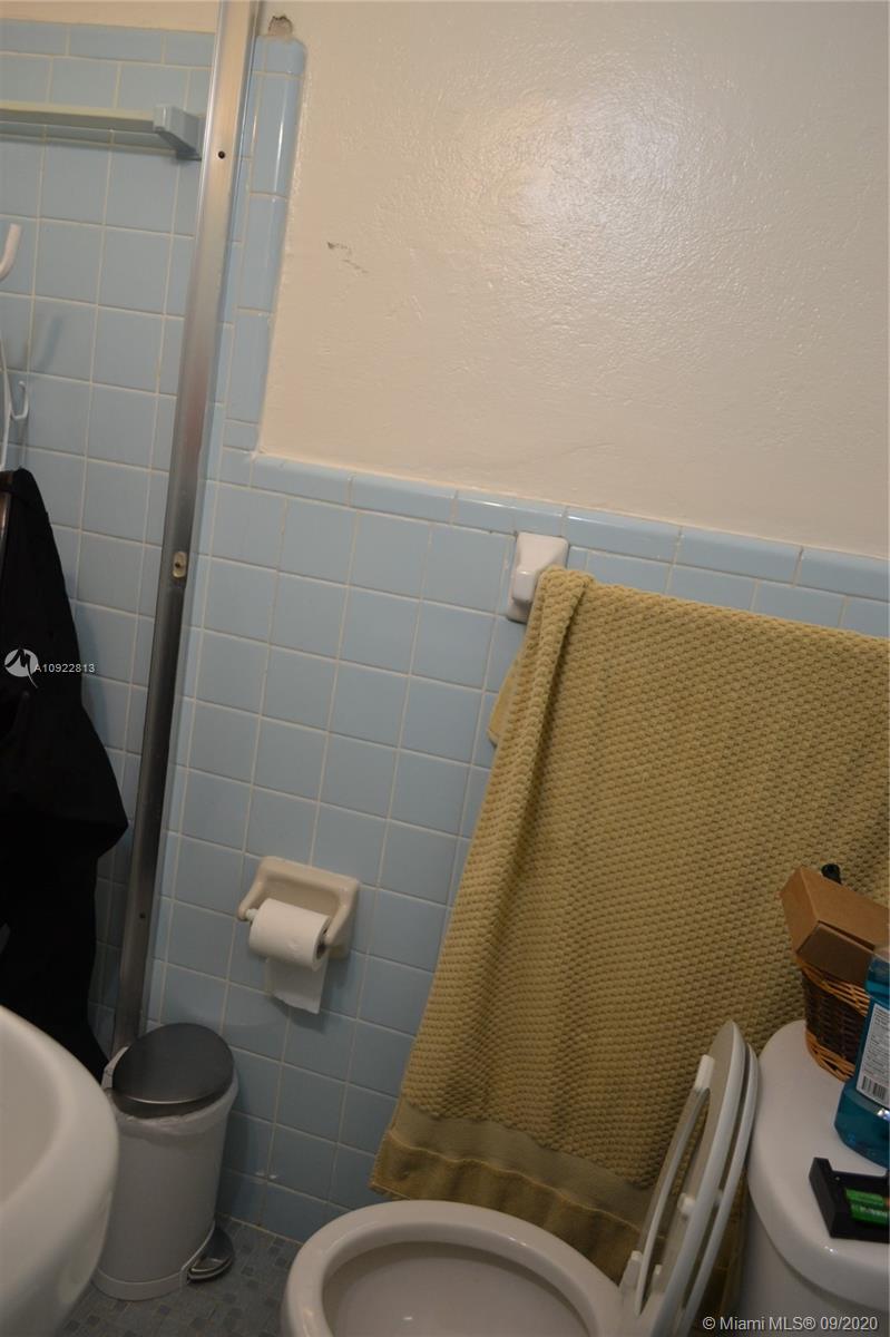 See details / 1980 sq. ft. $ 2020-09-05 0 Photo