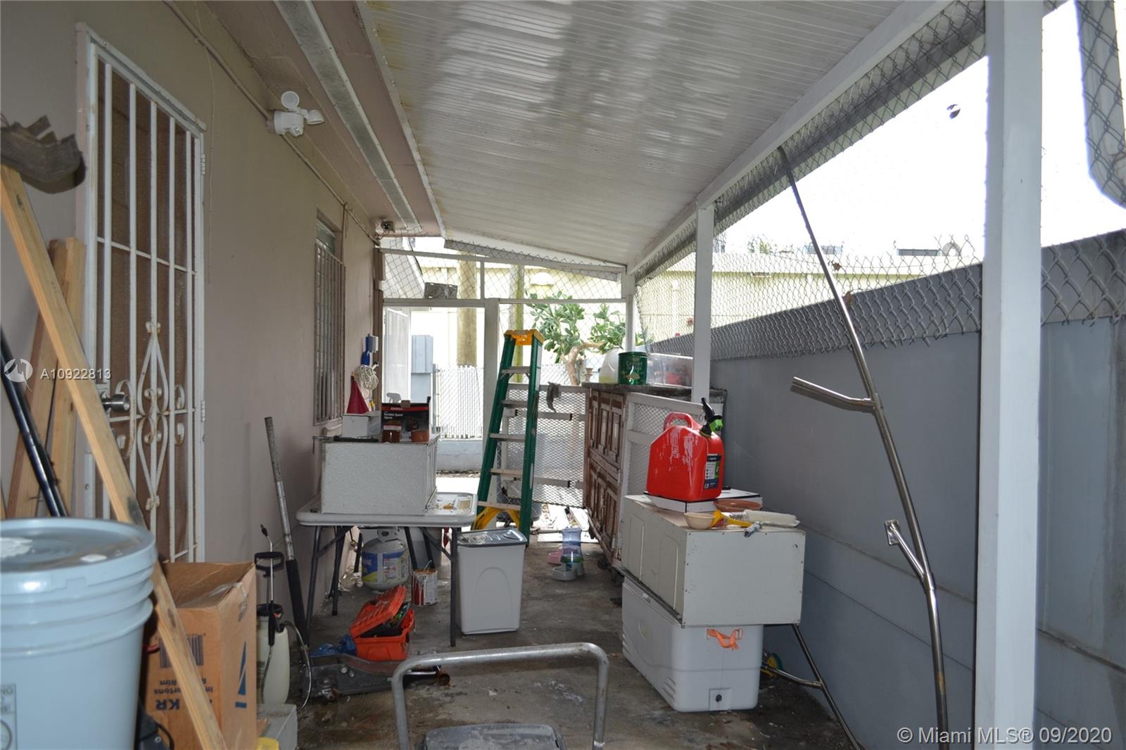 See details / 1980 sq. ft. $ 2020-09-05 0 Photo