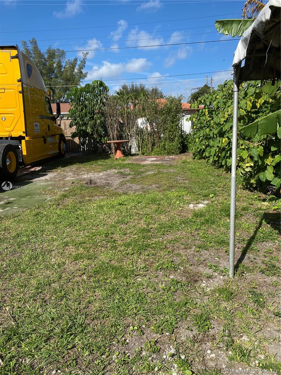 See details / 1384 sq. ft. $ 2020-09-07 0 Photo