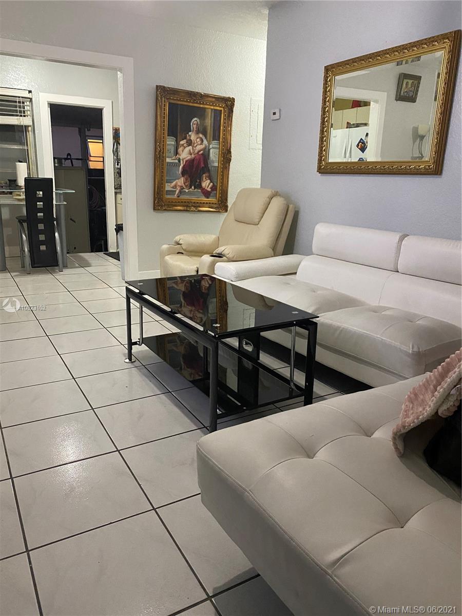 See details / 1384 sq. ft. $ 2020-09-07 0 Photo