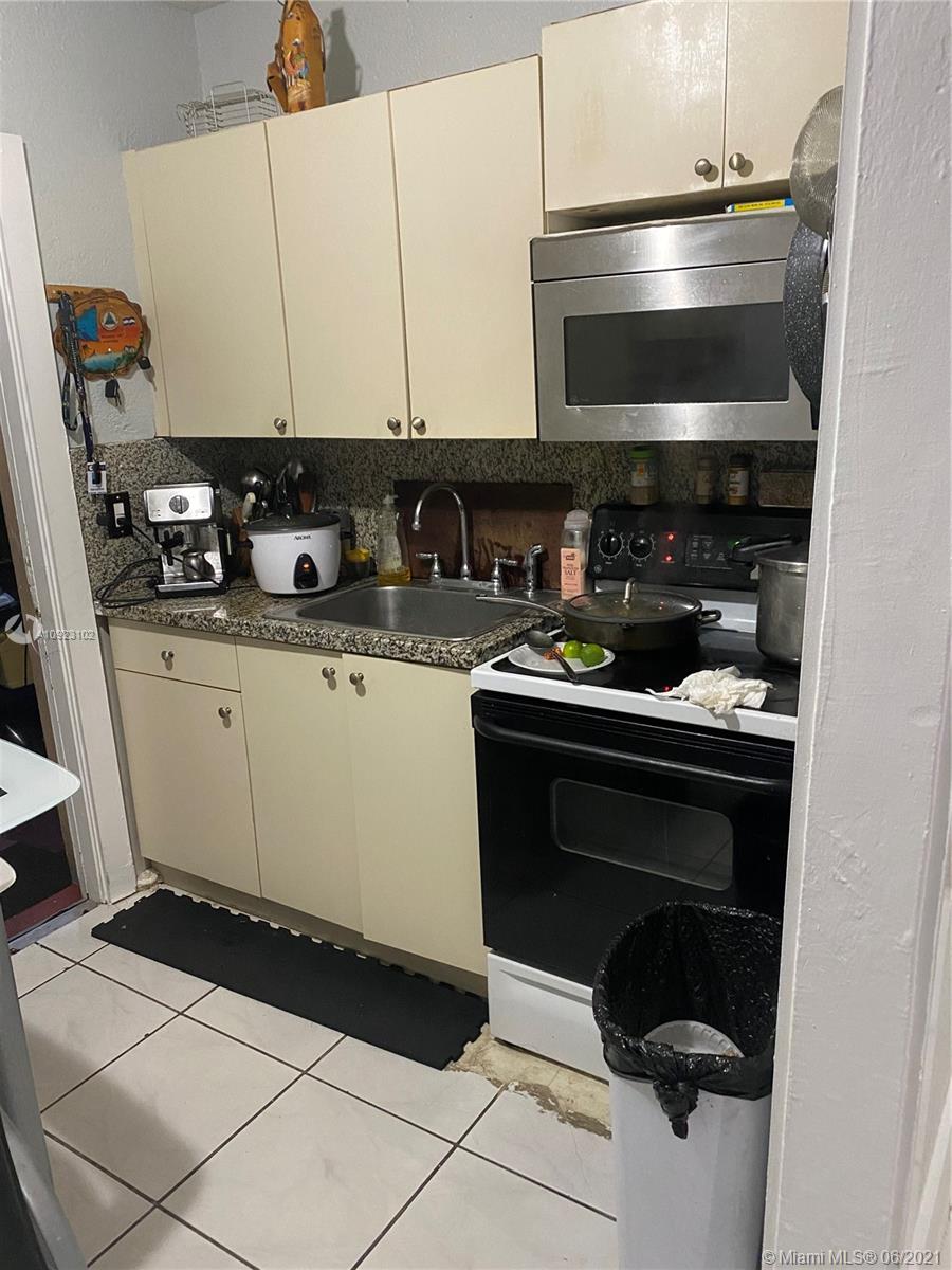 See details / 1384 sq. ft. $ 2020-09-07 0 Photo