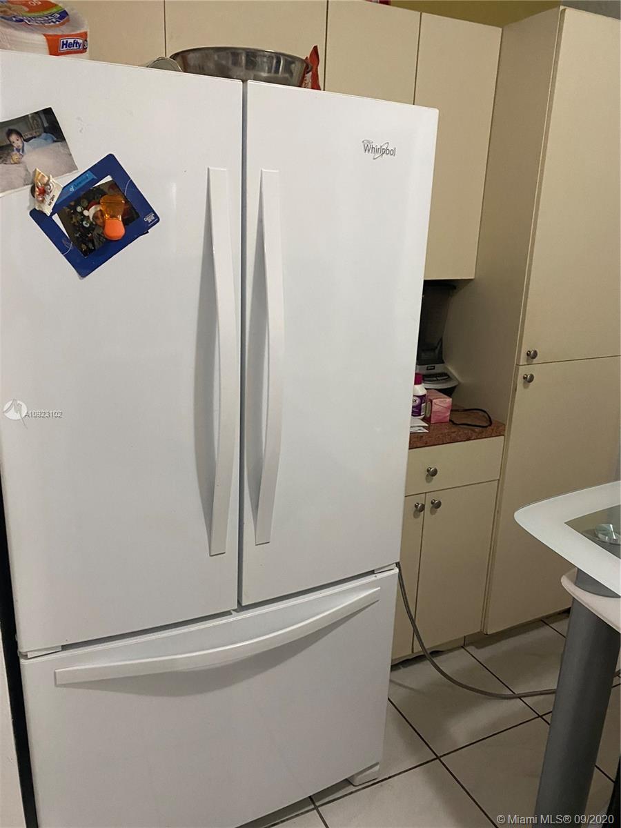 See details / 1384 sq. ft. $ 2020-09-07 0 Photo