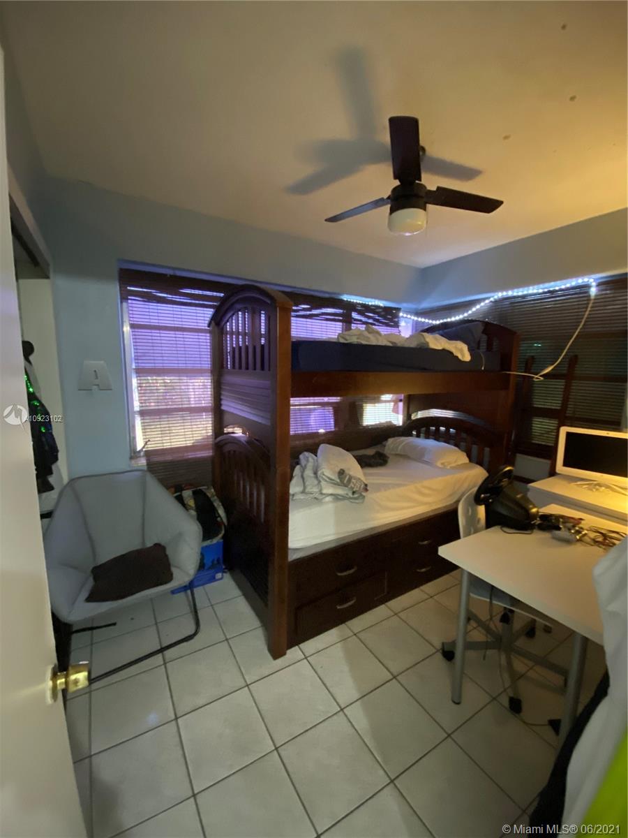 See details / 1384 sq. ft. $ 2020-09-07 0 Photo