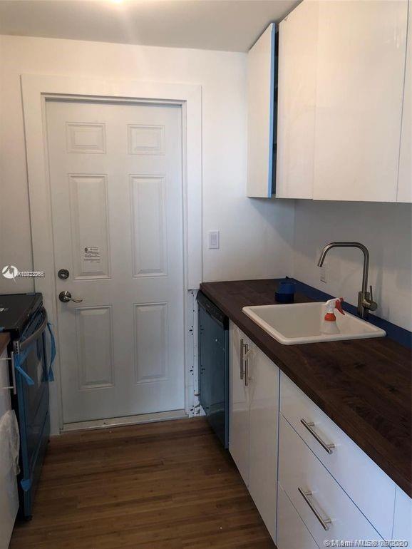 See details / sq. ft. $ 2020-09-08 0 Photo