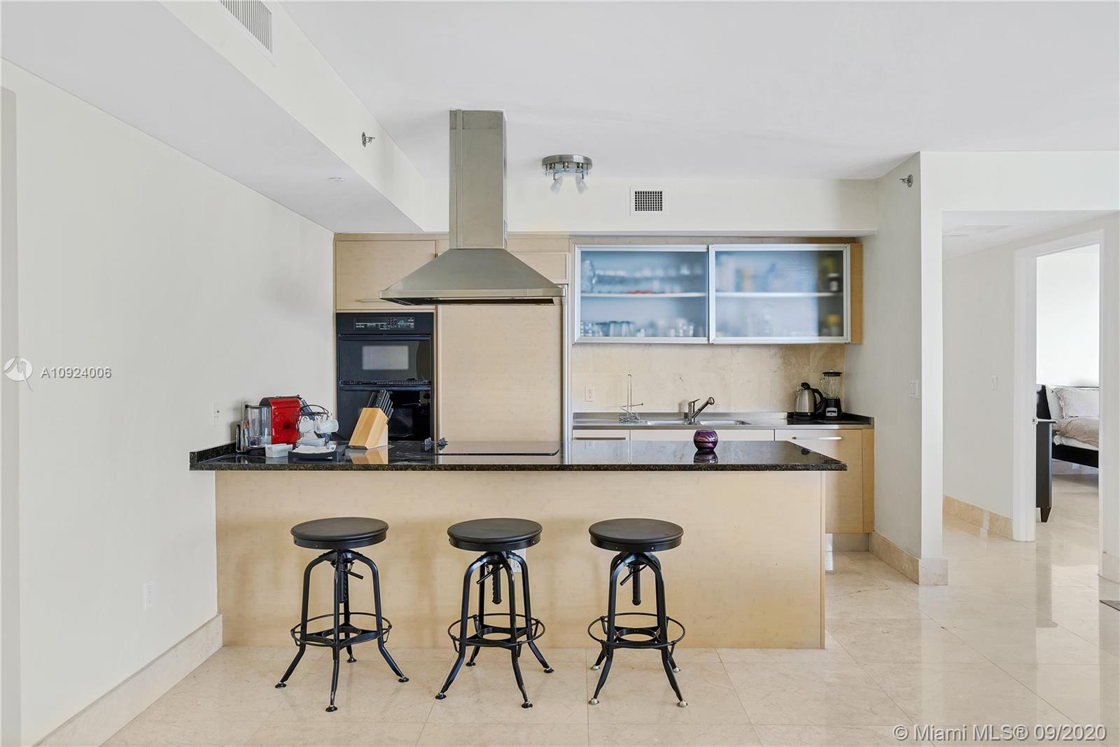 See details 1410 2 / 2 1782 sq. ft. $ 2020-09-08 0 Photo