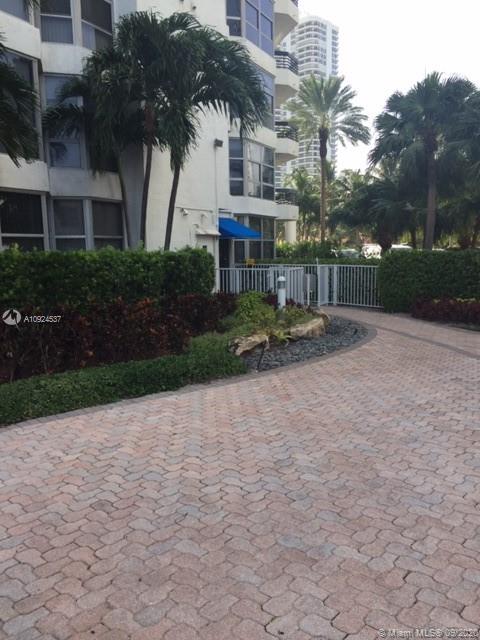 Photo of 19101 Mystic Pointe Dr #303, Aventura, Florida, 33180 -