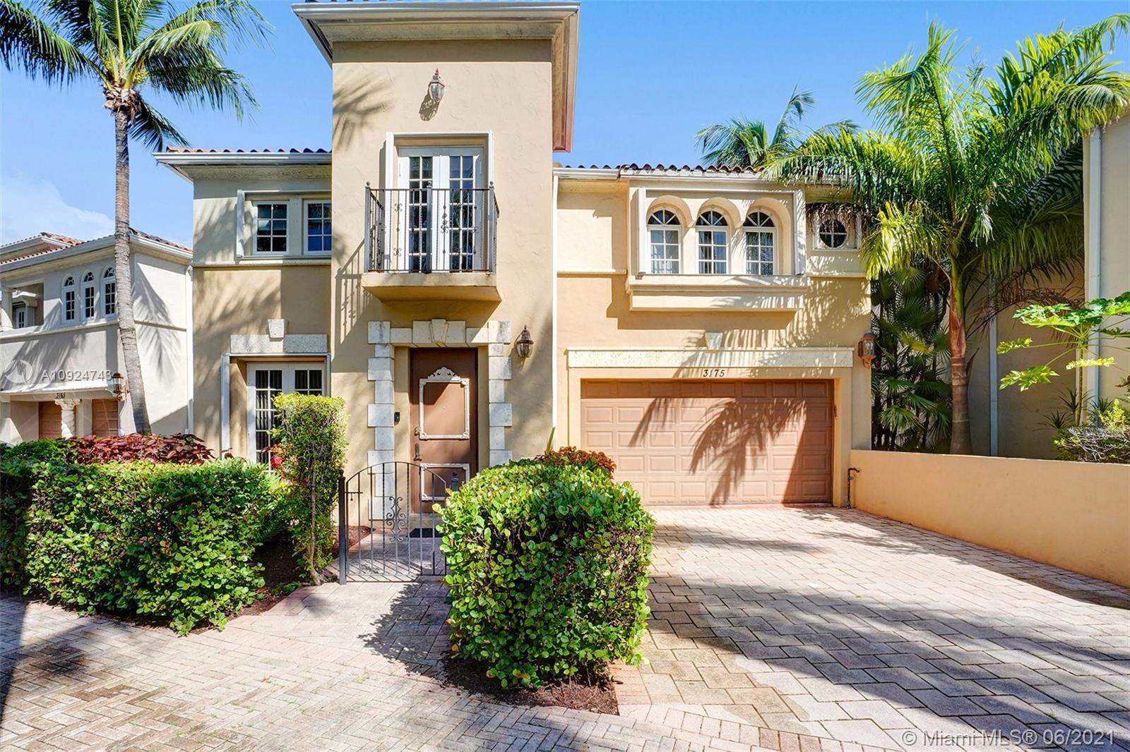 Photo of 3175 207 TE, Aventura, Florida, 33180 -