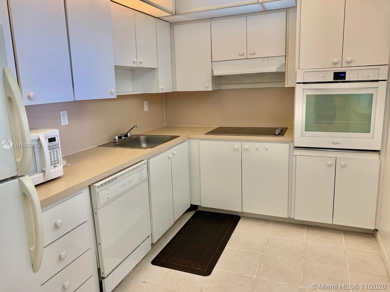 Photo of 19370 Collins Ave #1521, Sunny Isles Beach, Florida, 33160 - Exterior Front