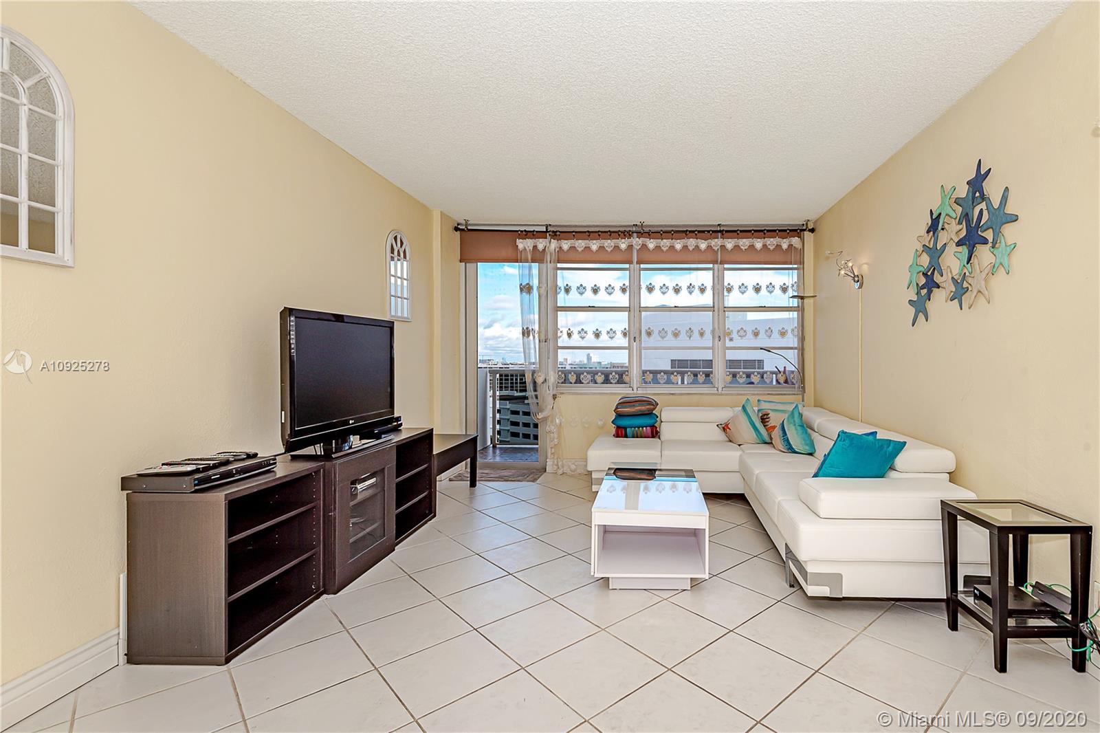 Photo of 3725 Ocean Dr #1219, Hollywood, Florida, 33019 -