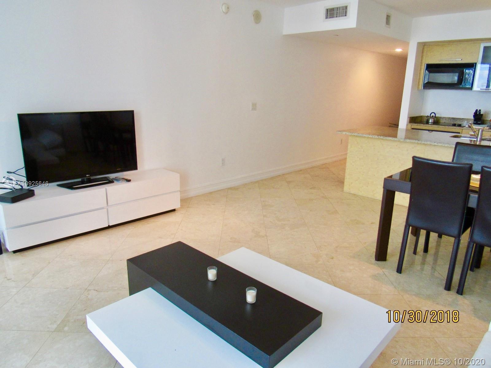 Ver detalles 3809 1 / 1 844 sq. ft. $ 2020-09-11 0 foto