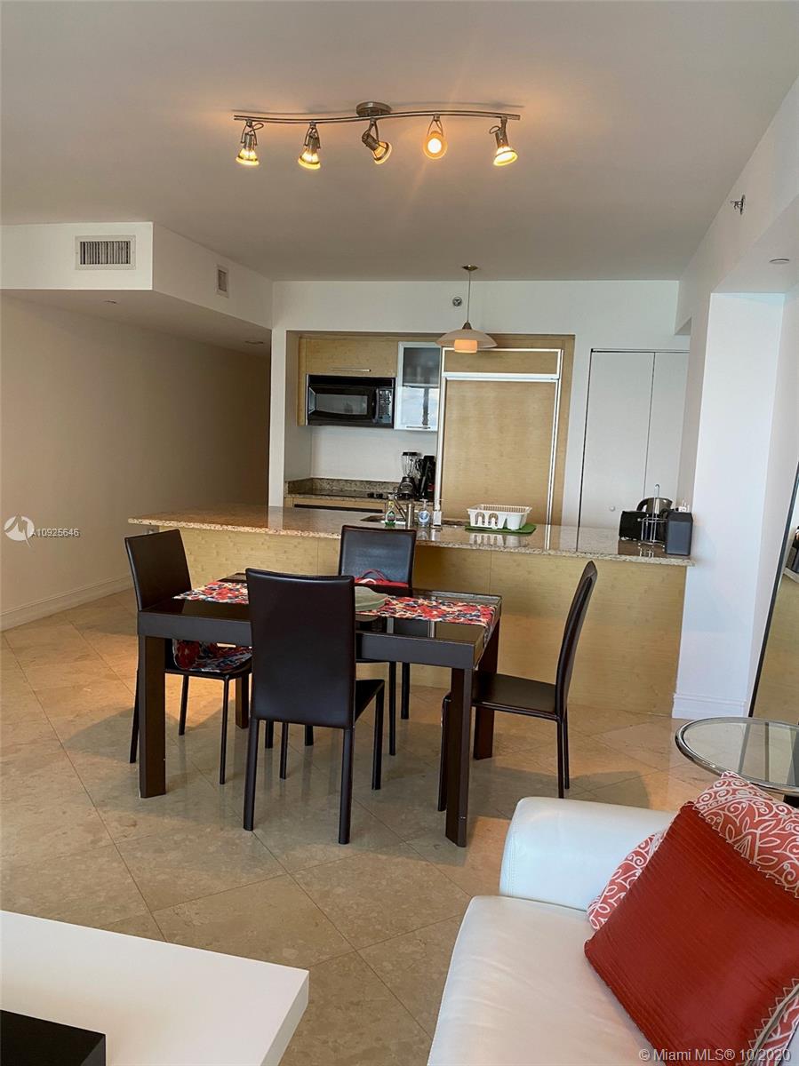Ver detalles 3809 1 / 1 844 sq. ft. $ 2020-09-11 0 foto