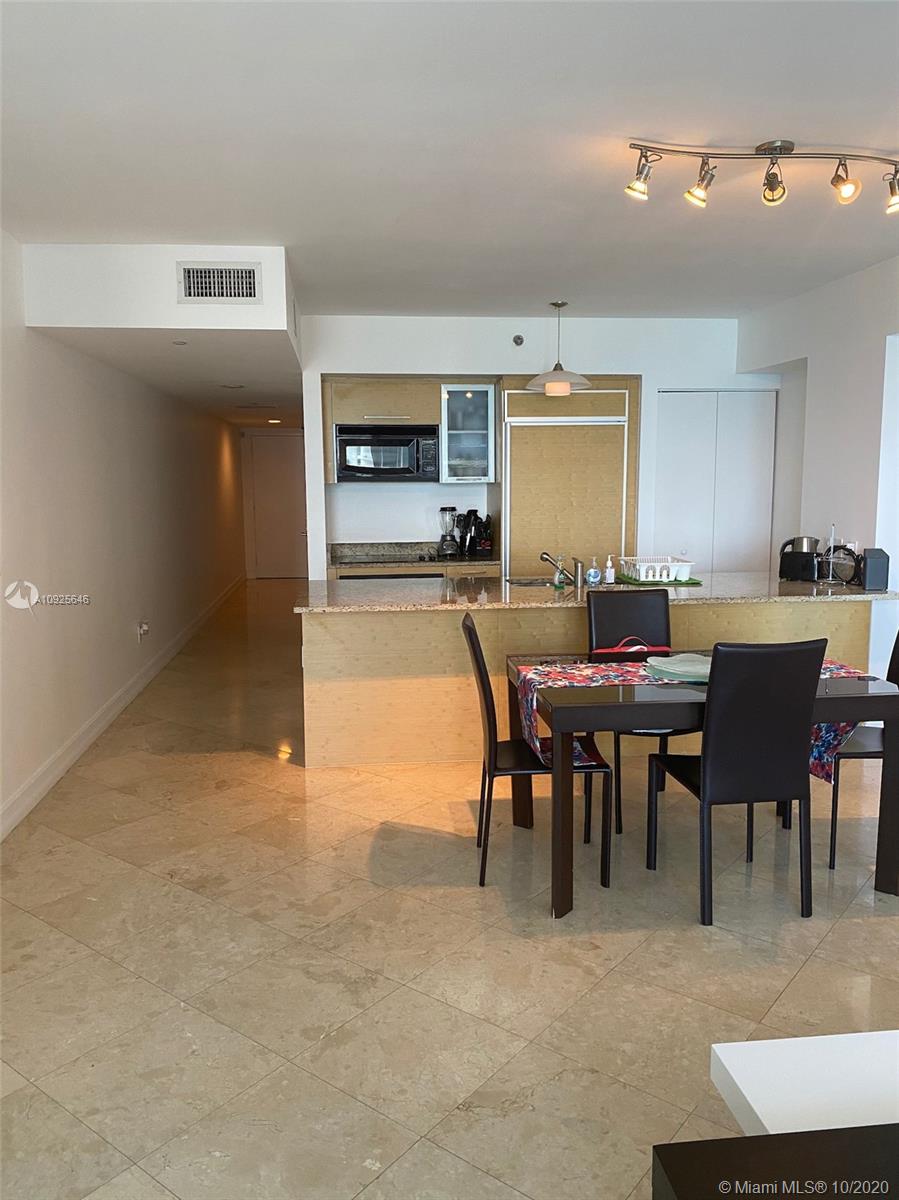 Ver detalles 3809 1 / 1 844 sq. ft. $ 2020-09-11 0 foto