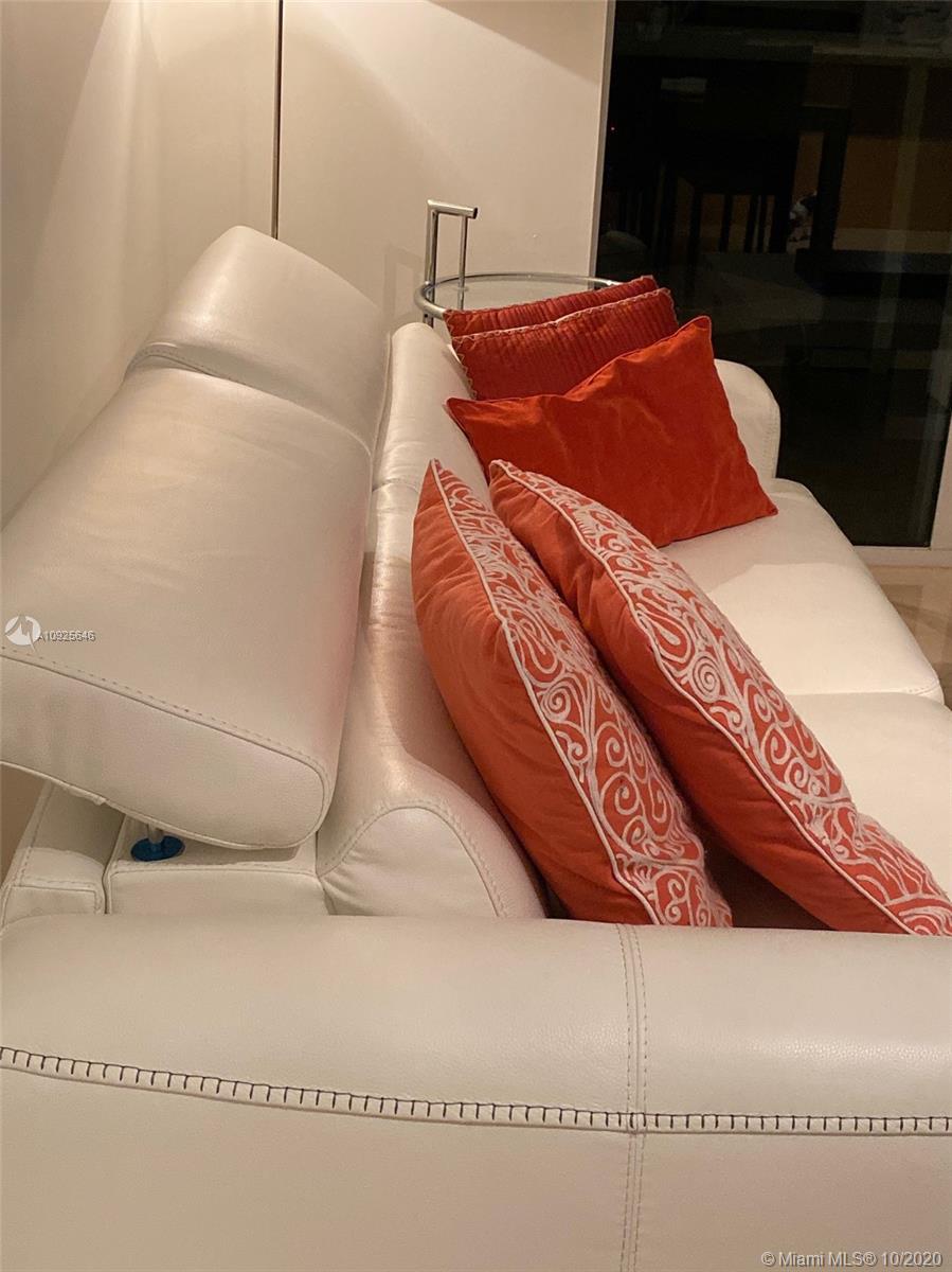 Ver detalles 3809 1 / 1 844 sq. ft. $ 2020-09-11 0 foto