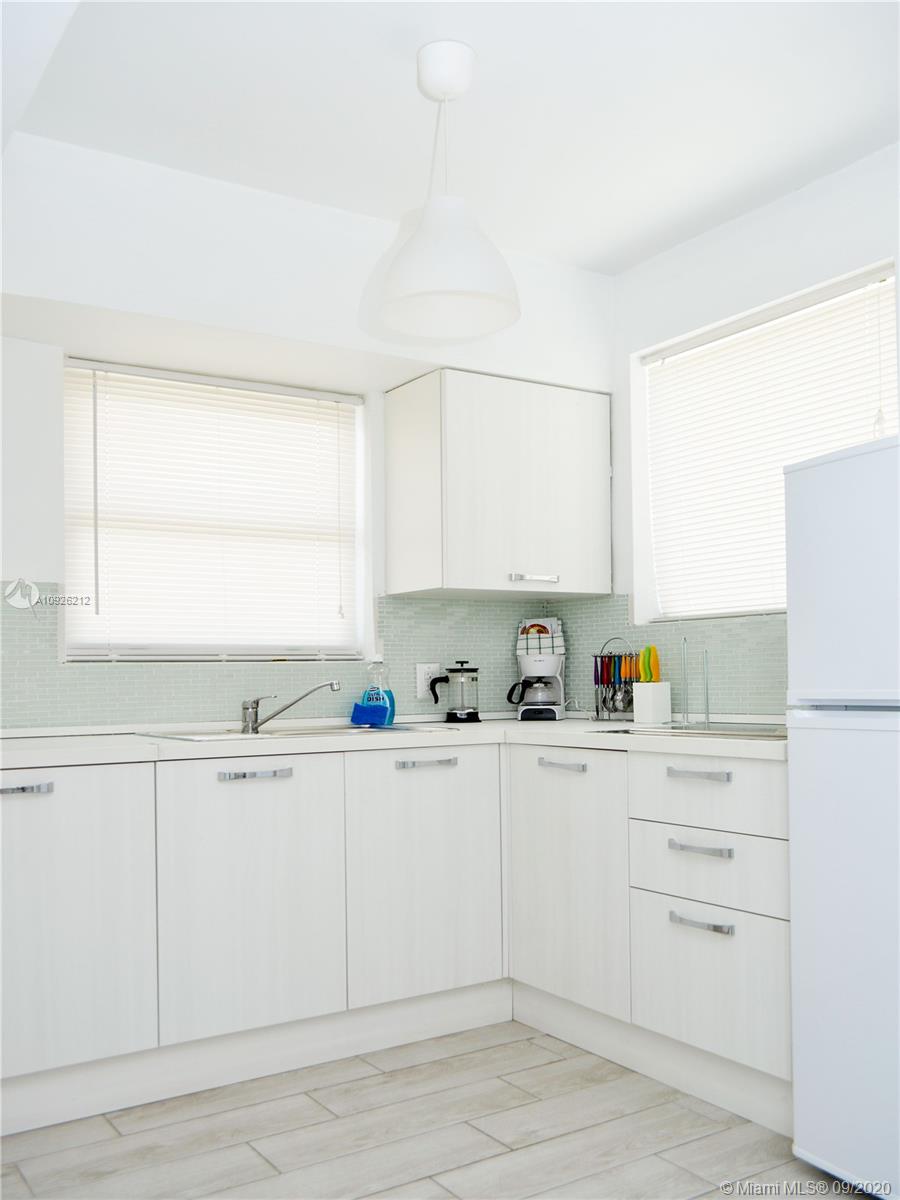 See details / 439 sq. ft. $ 2020-09-12 0 Photo