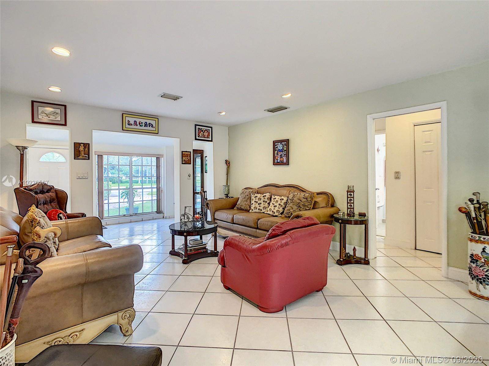 See details / 4119 sq. ft. $ 2020-09-13 0 Photo