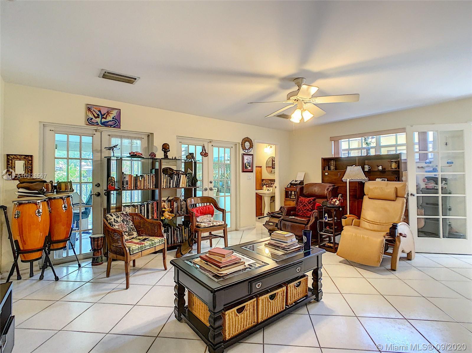 See details / 4119 sq. ft. $ 2020-09-13 0 Photo
