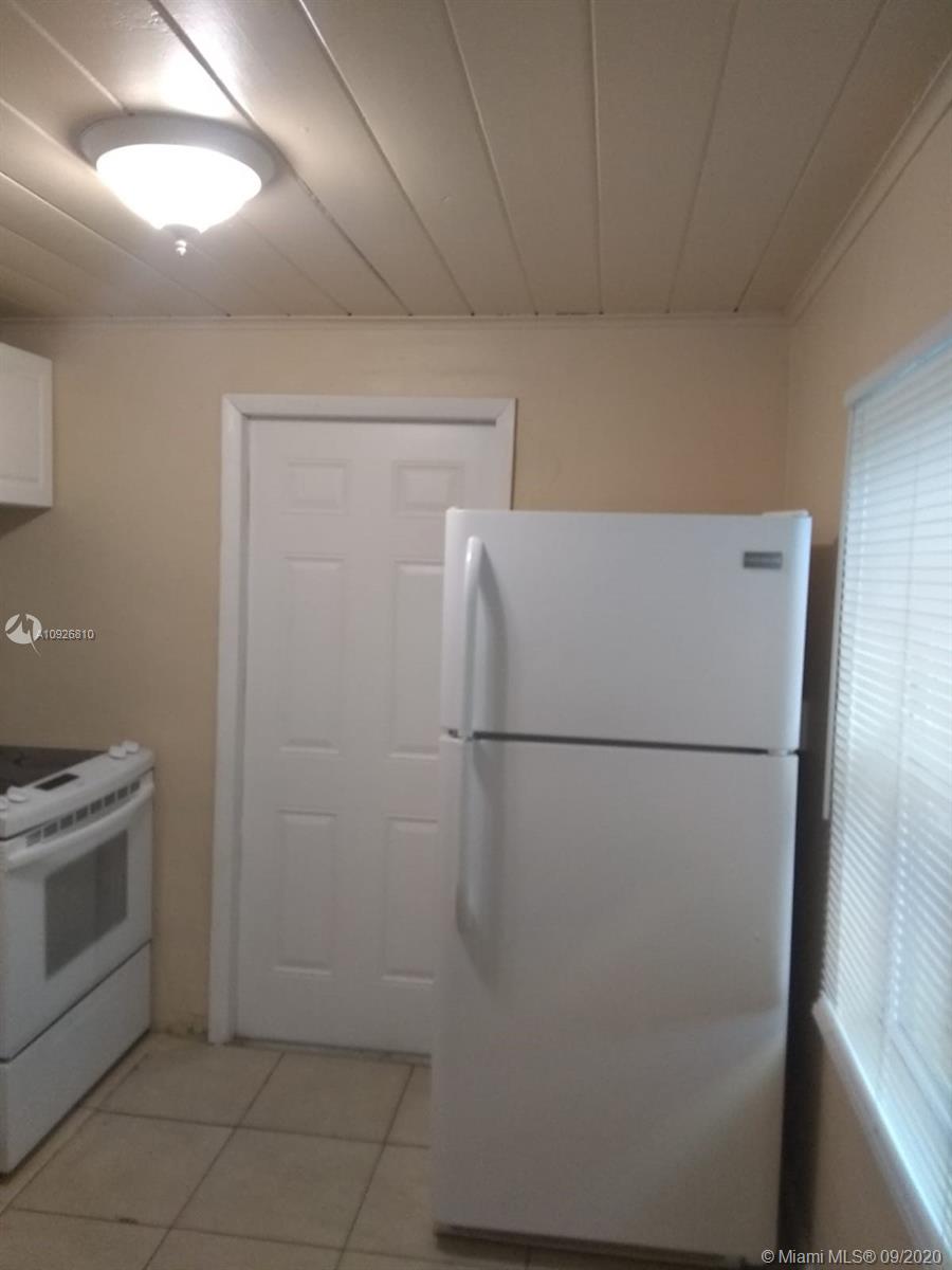 See details / 1350 sq. ft. $ 2020-11-30 0 Photo