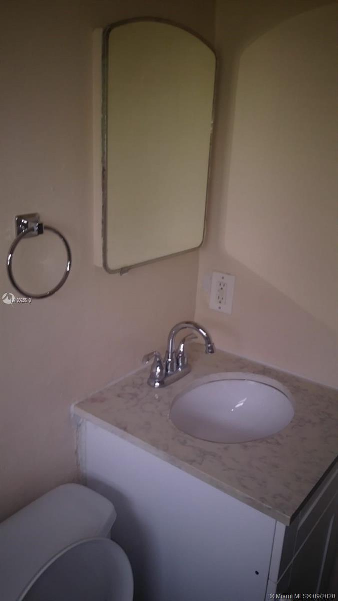 See details / 1350 sq. ft. $ 2020-11-30 0 Photo