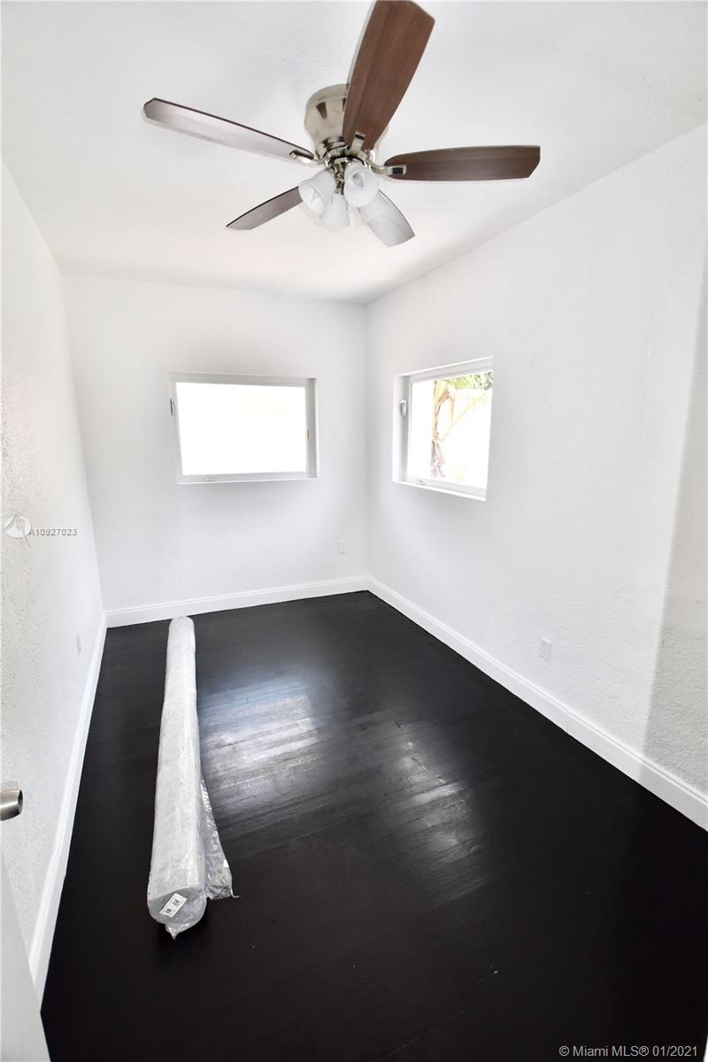 See details / 1819 sq. ft. $ 2020-09-14 0 Photo