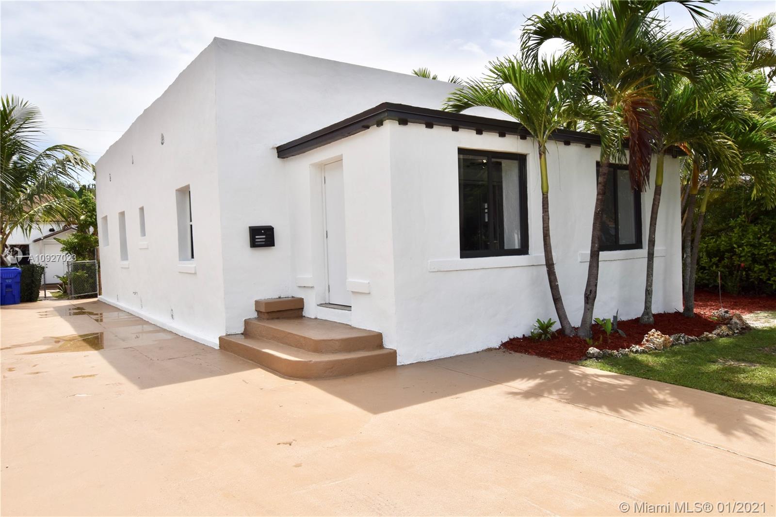 See details / 1819 sq. ft. $ 2020-09-14 0 Photo